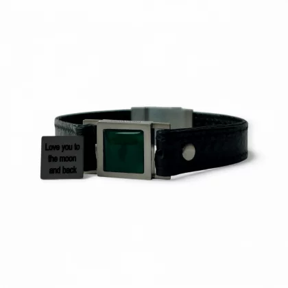 Men’s Green Agate bracelet with engraving – Core of Vitality by Jewel Cocktail
