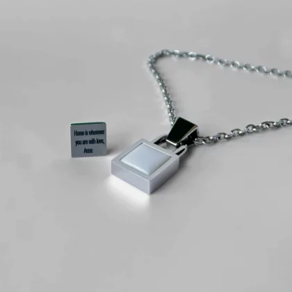 Men Pendant Lock of Clarity