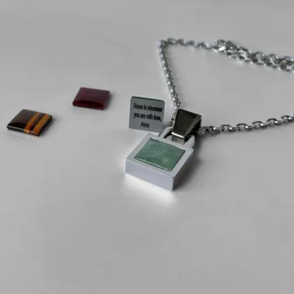 Men's pendant Lock of Harmony with green aventurine and engraved personal message – Jewel Cocktail