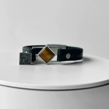 Women’s bracelet Path of Focus with natural Tiger’s Eye and QR-coded hidden message – Jewel Cocktail