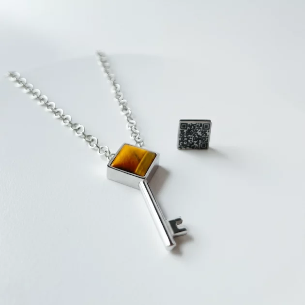 Key Focus Diamond Women Pendant Key of Focus - Jewel Cocktail